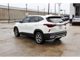 Used 2022 Kia Seltos EX image 5