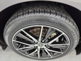 Used 2023 Toyota Camry SE image 3