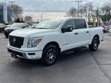 Certified 2022 Nissan Titan SV w/ SV Convenience Package image 5