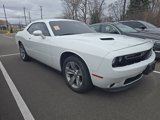 Used 2020 Dodge Challenger SXT image 2