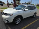 Used 2016 Nissan Rogue SV w/ SV Premium Package image 3