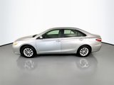Used 2016 Toyota Camry image 2