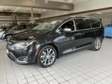 Used 2017 Chrysler Pacifica Limited w/ UConnect Theater Package image 3
