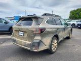 Used 2022 Subaru Outback Premium image 2