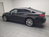 Used 2017 Chevrolet Malibu Premier w/ Premier Sun and Wheel Package image 3