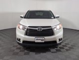 Used 2015 Toyota Highlander LE image 5