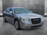 Used 2016 Chrysler 300 C image 3