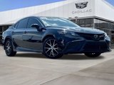 Used 2022 Toyota Camry SE image 2