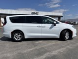 Used 2022 Chrysler Voyager LX image 4