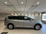 Used 2017 Chrysler Pacifica Touring-L image 3