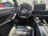 Used 2023 Nissan Rogue SL w/ SL Premium Package image 4
