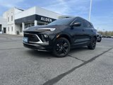 Used 2025 Buick Encore GX Sport Touring w/ Advanced Technology Package image 2