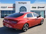 Used 2022 Hyundai Elantra Limited image 4