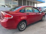 Used 2011 Ford Focus SE w/ 201A Rapid Spec Order Code image 5