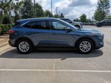 Used 2020 Ford Escape SE image 3