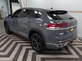 Used 2020 Volkswagen Atlas Cross Sport SE w/ Panoramic Sunroof Package image 6