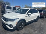 Used 2023 Volkswagen Tiguan SE w/ Panoramic Sunroof Package image 3