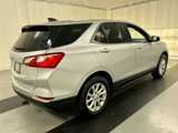 Used 2018 Chevrolet Equinox LT image 2