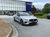 Certified 2022 Volvo S60 B5 R-Design image 2