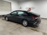 New 2025 Hyundai Elantra SE image 4