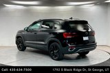 Used 2022 Volkswagen Taos SE w/ Panoramic Sunroof Package image 3