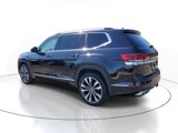 Used 2022 Volkswagen Atlas SEL Premium image 3