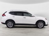 Used 2017 Nissan Rogue SV image 6