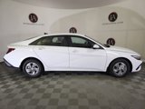 New 2025 Hyundai Elantra SE image 4