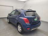 Used 2020 Chevrolet Trax LT w/ LT Convenience Package image 5
