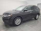 Used 2020 Nissan Rogue SV image 2
