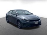 Used 2024 Kia Forte LXS image 3