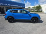 Used 2022 Volkswagen Taos SE image 3