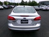 Used 2018 Ford Focus SE w/ Cold Weather Package image 4