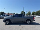 Used 2017 Nissan Titan S image 2