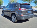 Used 2019 Jeep Cherokee Latitude Plus w/ Cold Weather Group image 3