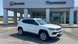 New 2025 Jeep Compass Latitude image 2