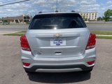 Used 2020 Chevrolet Trax LT w/ LT Convenience Package image 4
