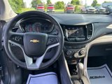 Used 2022 Chevrolet Trax LT w/ LT Convenience Package image 3