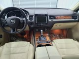Used 2011 Volkswagen Touareg TDI image 2