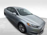Used 2015 Ford Fusion SE image 4