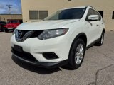 Used 2015 Nissan Rogue SV w/ SV Premium Package image 3