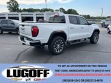 Used 2024 GMC Canyon Denali image 4