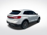 Used 2016 Lincoln MKX Reserve w/ Driver Assistance Package image 4