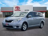 Used 2012 Toyota Sienna LE image 2