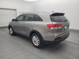 Used 2017 Kia Sorento LX image 3