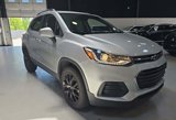Used 2022 Chevrolet Trax LT w/ Sport Edition image 2
