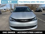 Used 2022 Chrysler Voyager LX image 2