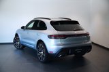 Used 2024 Porsche Macan image 2