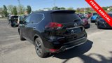 Used 2017 Nissan Rogue SL image 4
