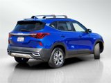 Used 2022 Kia Seltos EX image 4
